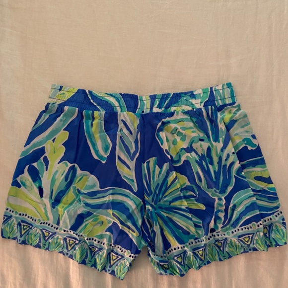 Lilly Pulitzer Shorts - Picture 2 of 3